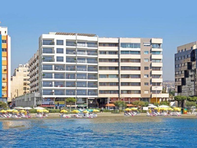 Eden Beach Limassol Bagian luar foto